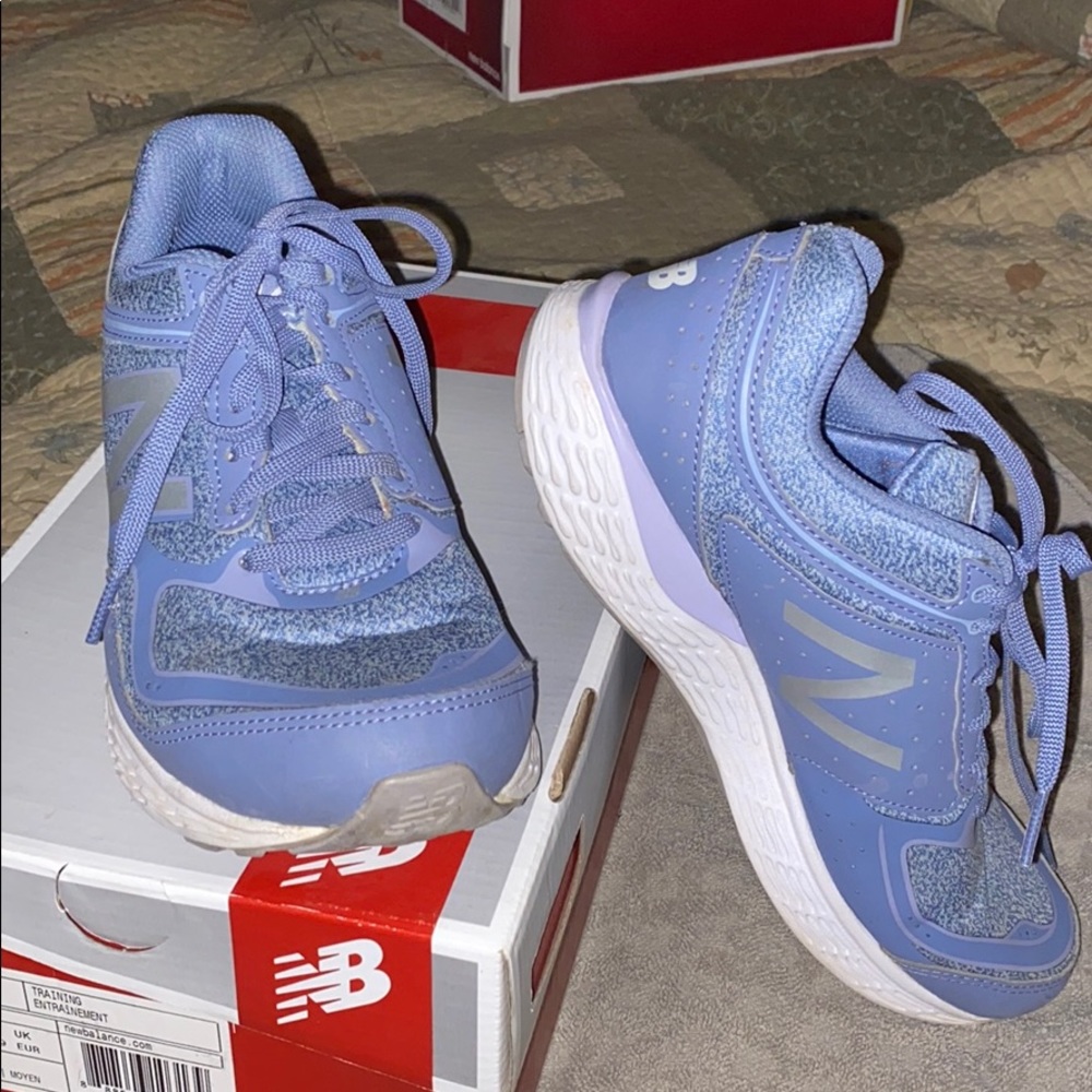 Running shoes